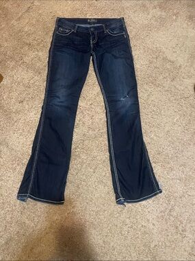 Dark Wash Women's Bootcut Jeans - Unknown Brand Size 31/35.